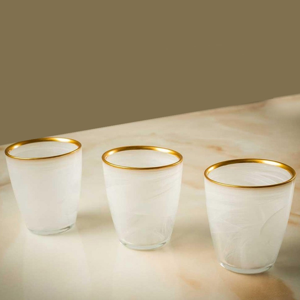 ALABASTER CUP WITH GOLD RIM 8.6 CM