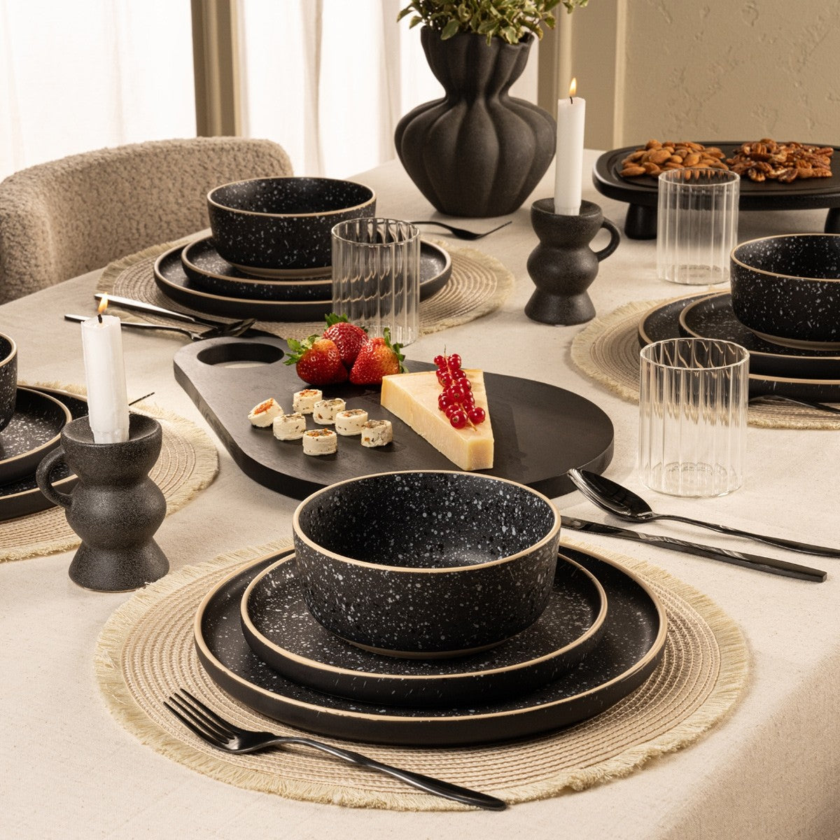 SPECKLE STONEWARE DINNER SET 18PCS BLACK