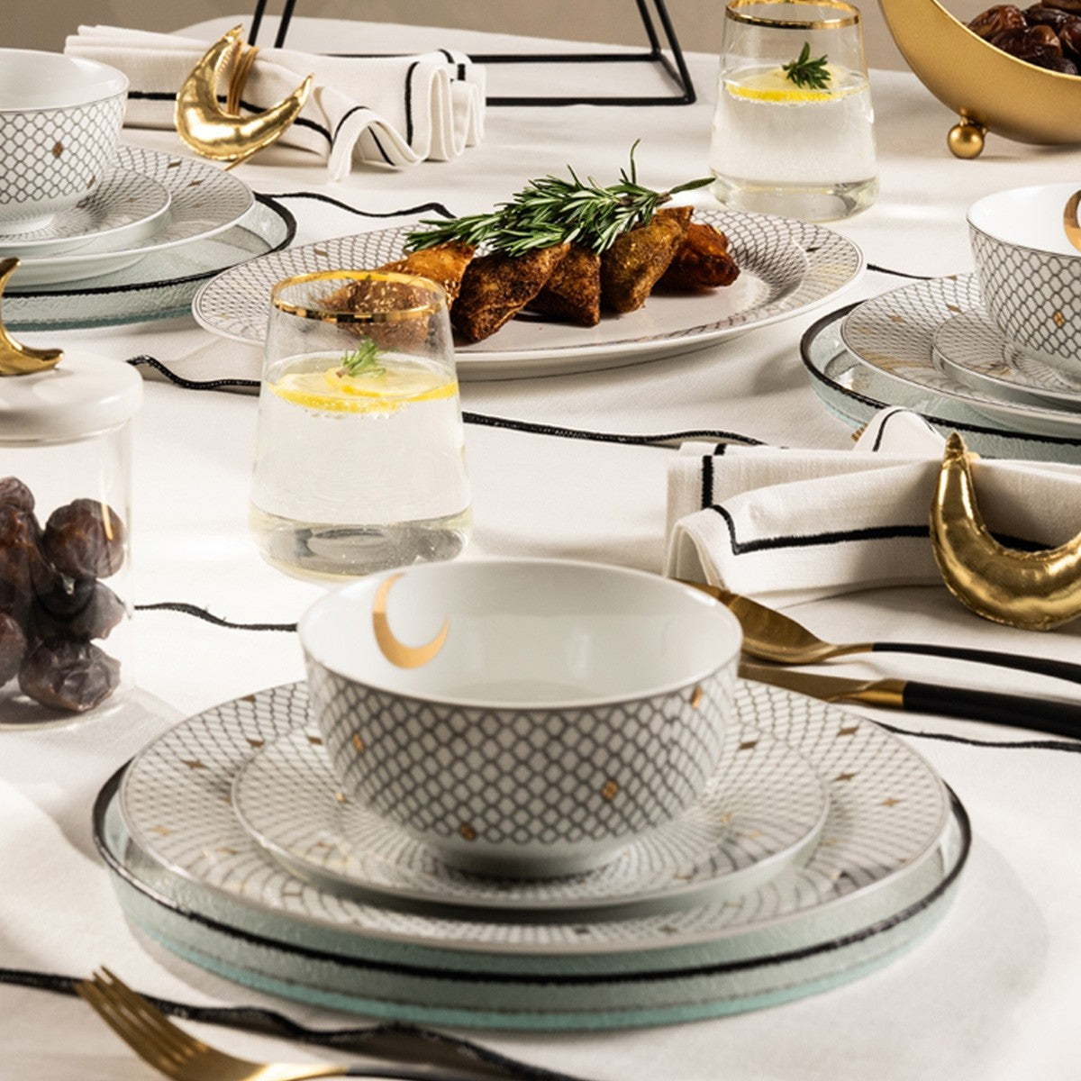 BARAKAH DINNER SET 18PCS GOLD