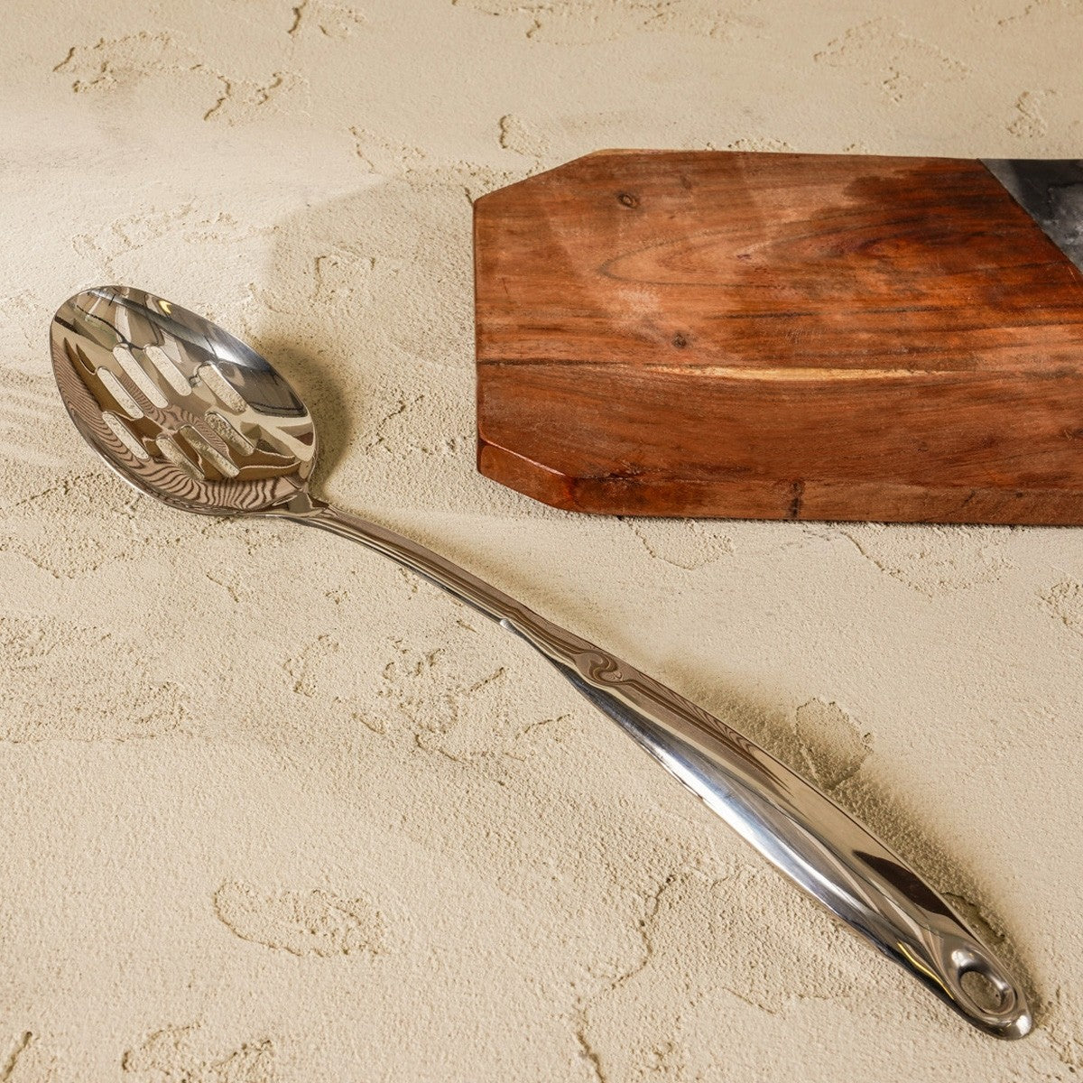 JADE SLOTTED SPOON SILVER H37.5 CM